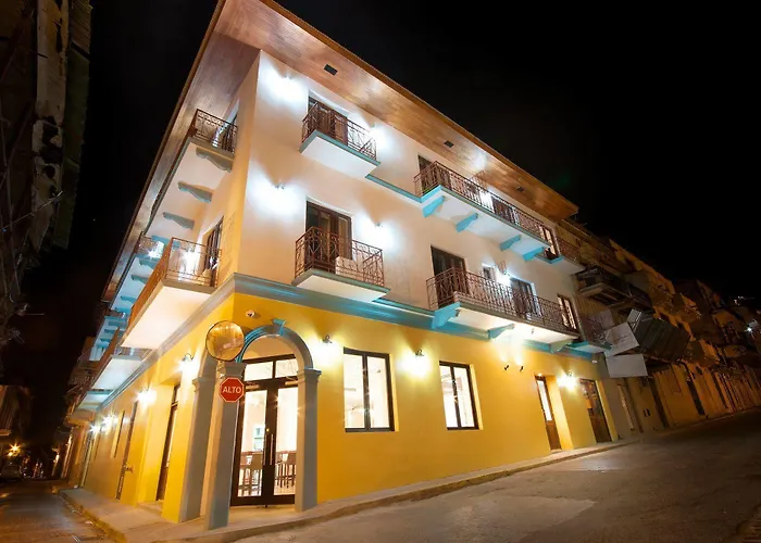 Tantalo Hotel - Kitchen - Roofbar