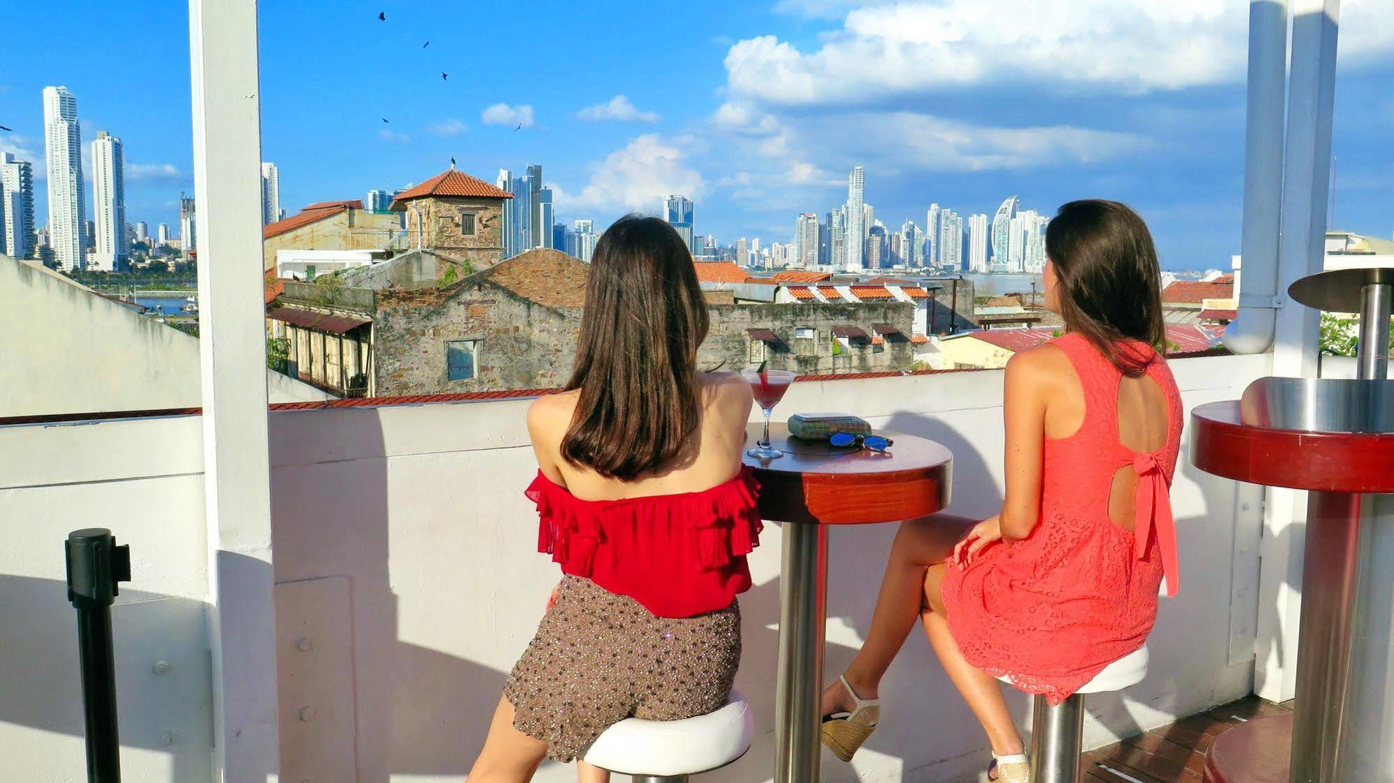 Tantalo - Kitchen - Roofbar Hotel 4*