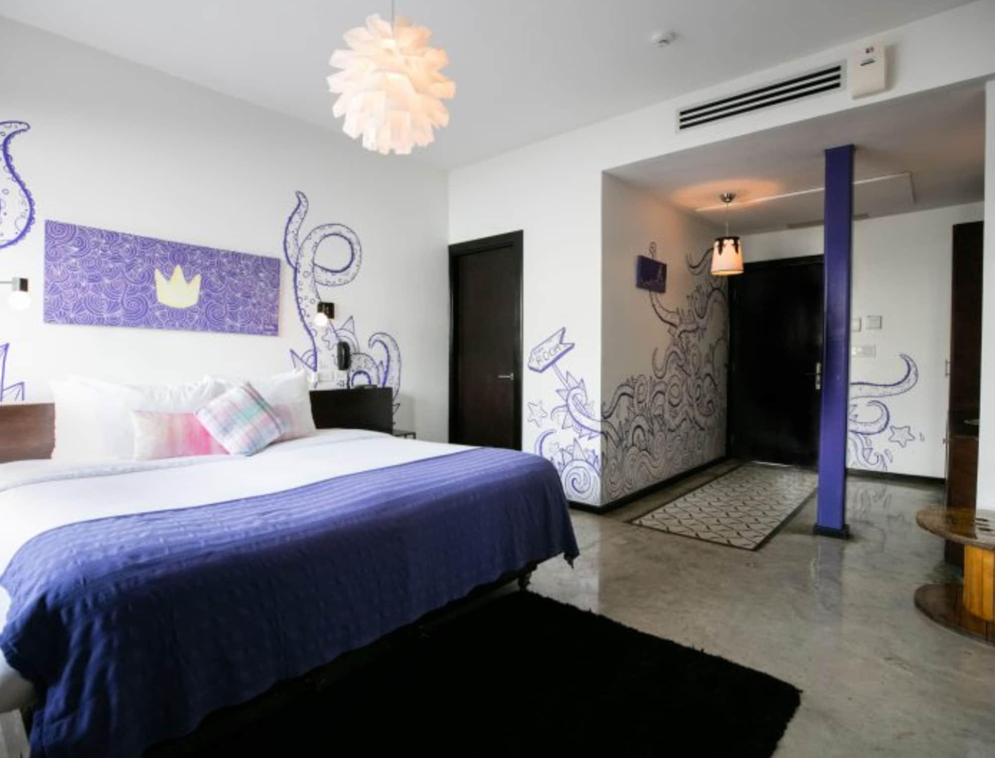 Tantalo - Kitchen - Roofbar Hotel 4*