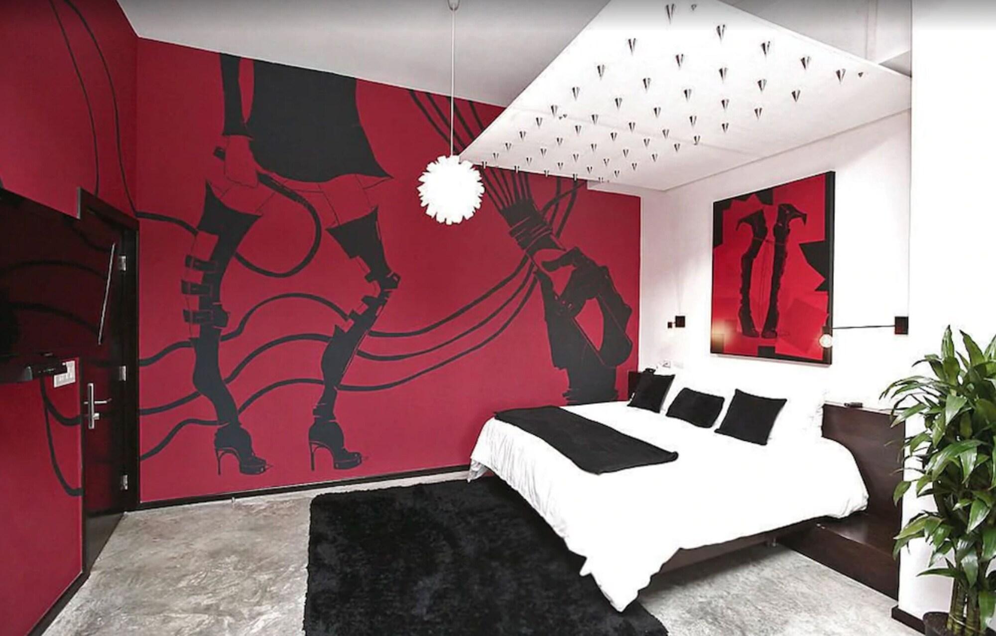 Tantalo - Kitchen - Roofbar 4*