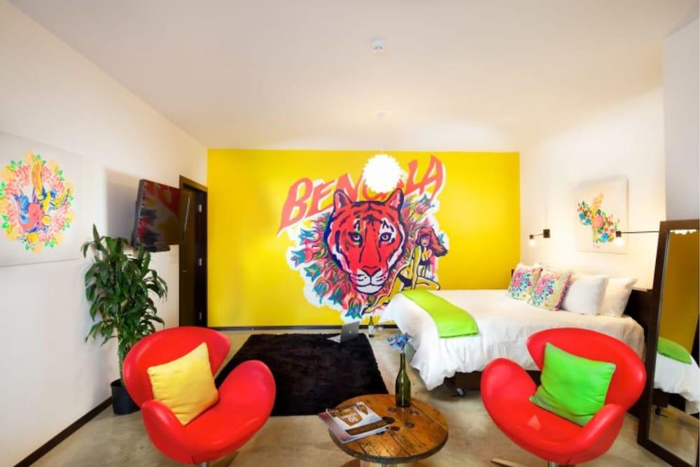 Tantalo - Kitchen - Roofbar Hotel 4*