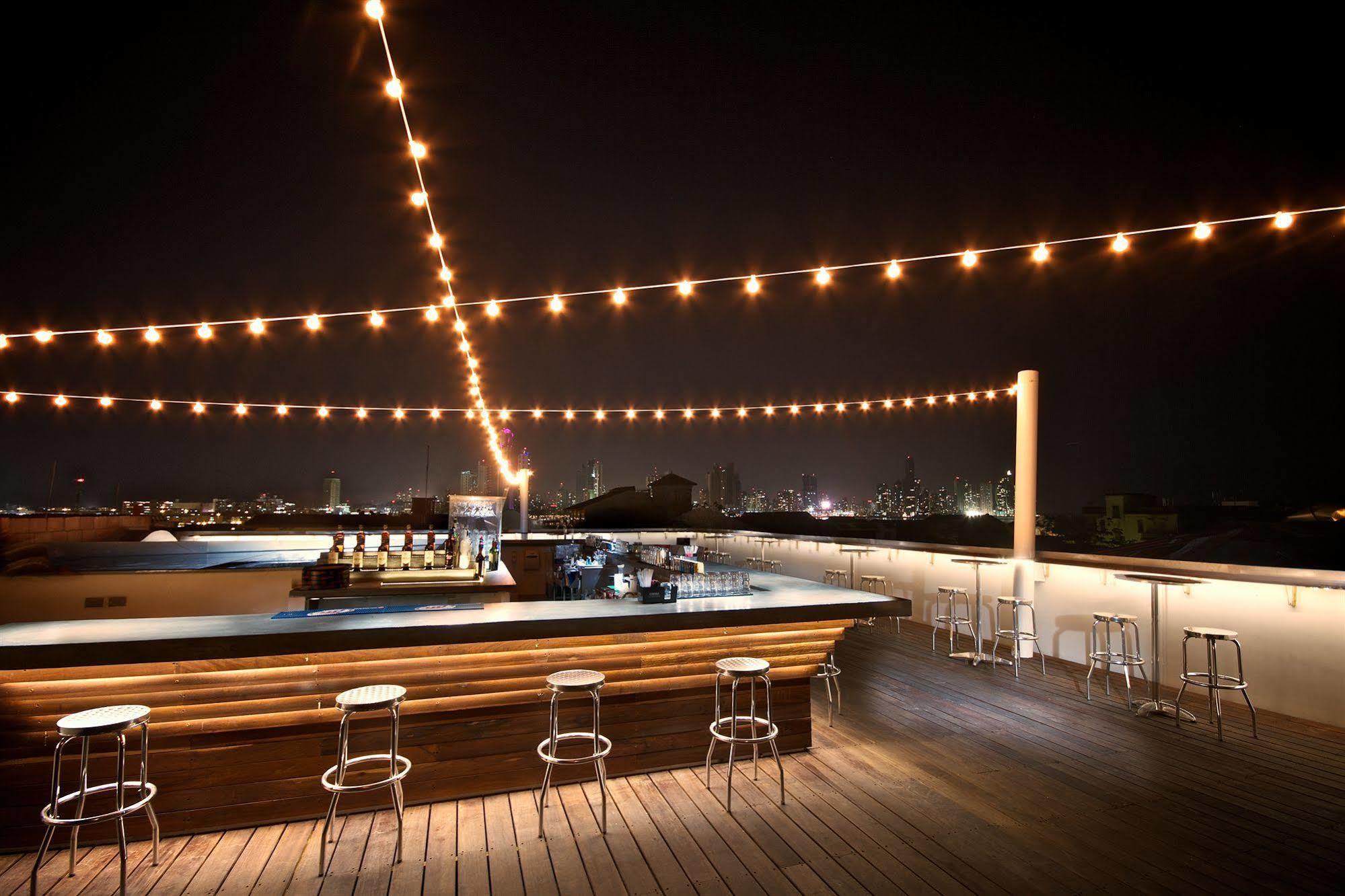 Tantalo - Kitchen - Roofbar